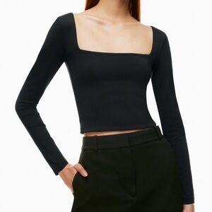 Aritzia contour crop long sleeve